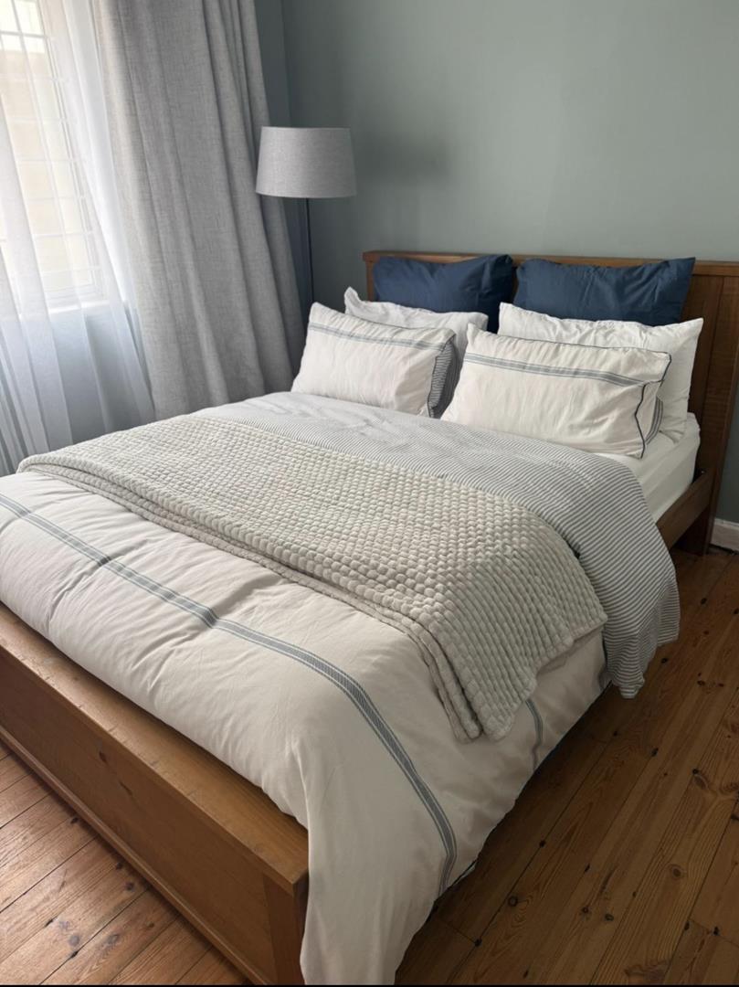 To Let 2 Bedroom Property for Rent in Green Point Western Cape